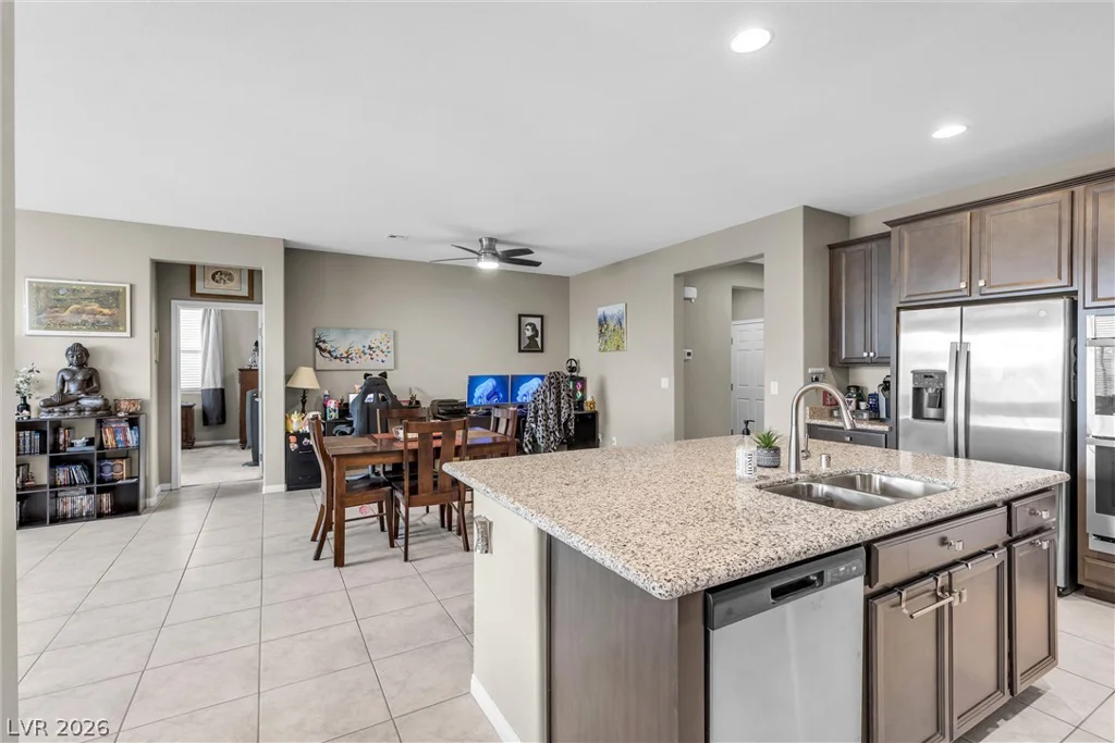 71 Gosia Grove, North Las Vegas, NV 89031