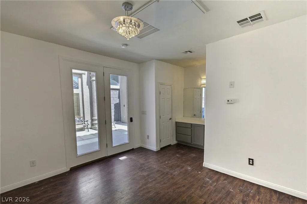 5630 Bracana, Las Vegas, NV 89141