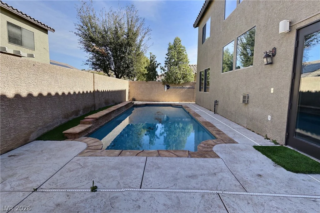 5630 Bracana, Las Vegas, NV 89141