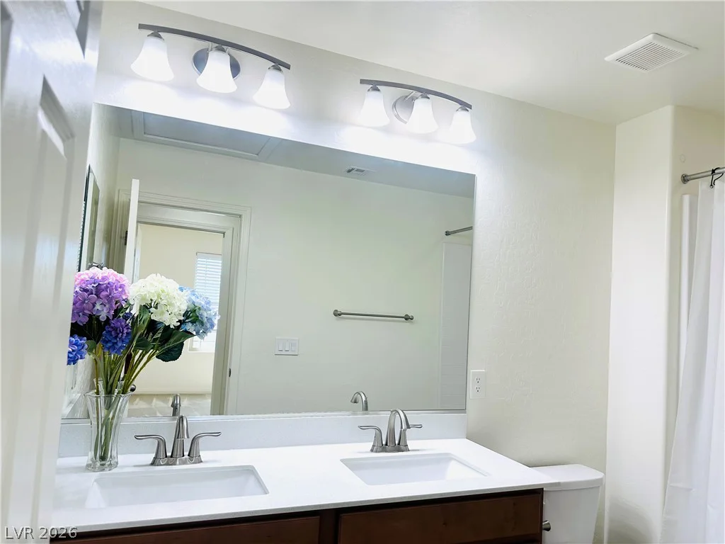 12525 Skylight View, Las Vegas, NV 89138