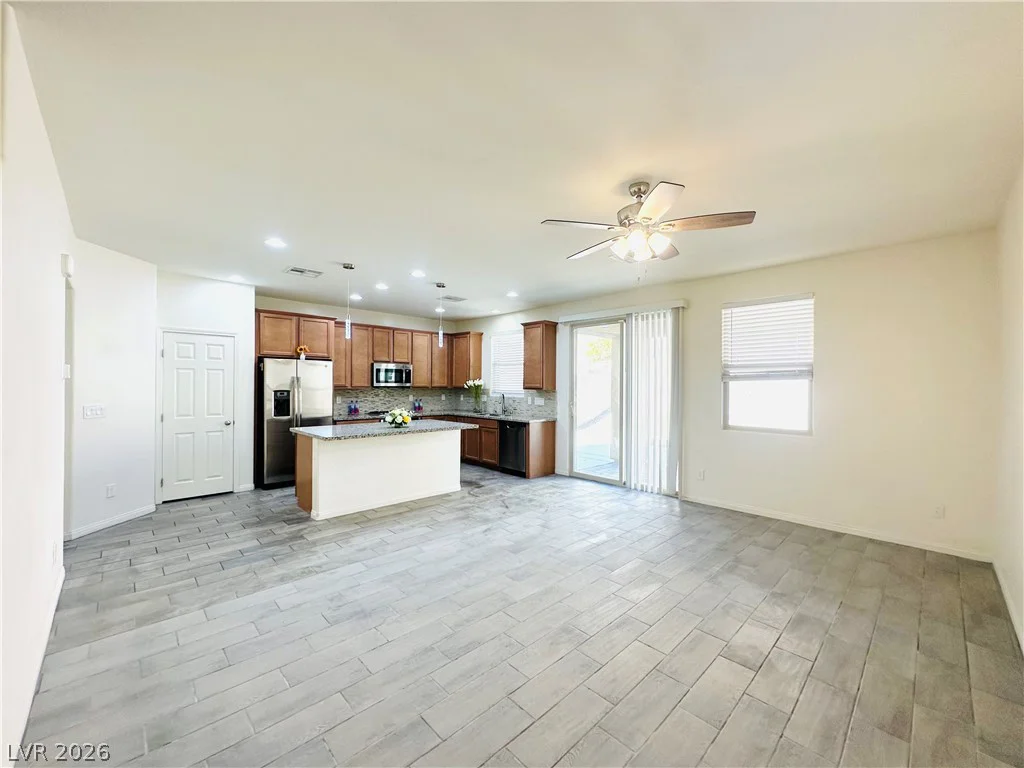 12525 Skylight View, Las Vegas, NV 89138