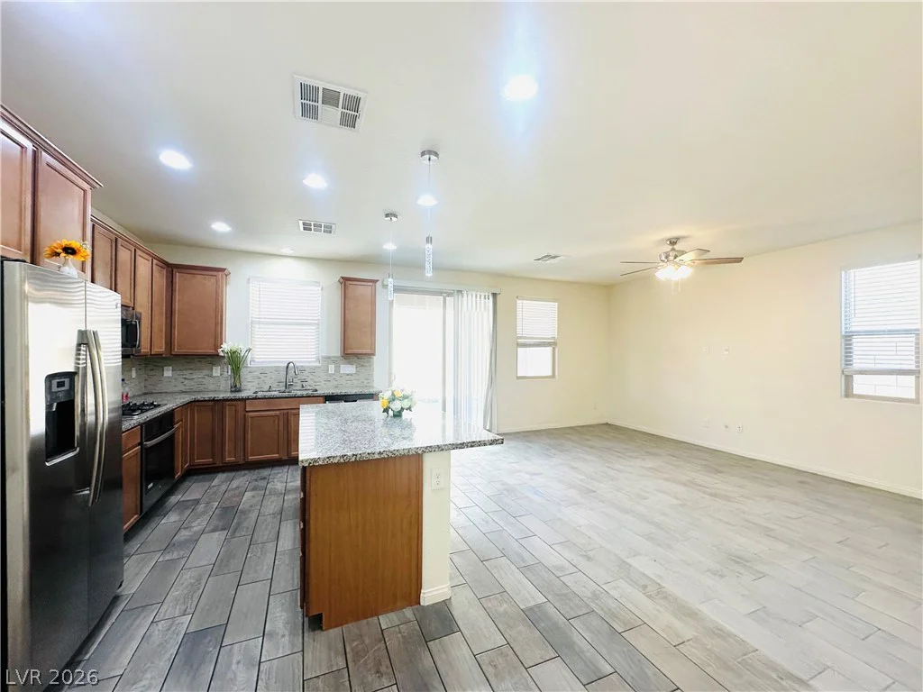 12525 Skylight View, Las Vegas, NV 89138
