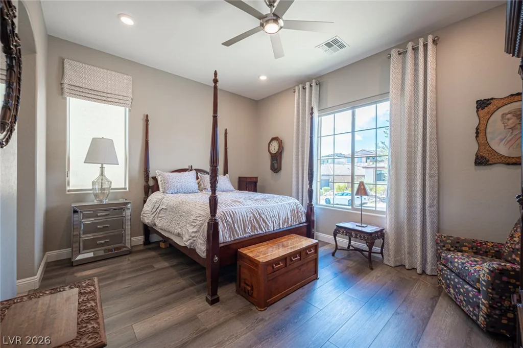36 Cliffwater, Henderson, NV 89011