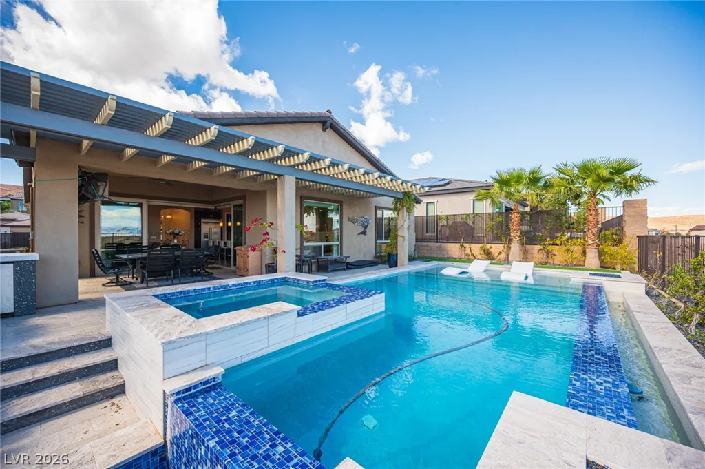 36 Cliffwater, Henderson, NV 89011