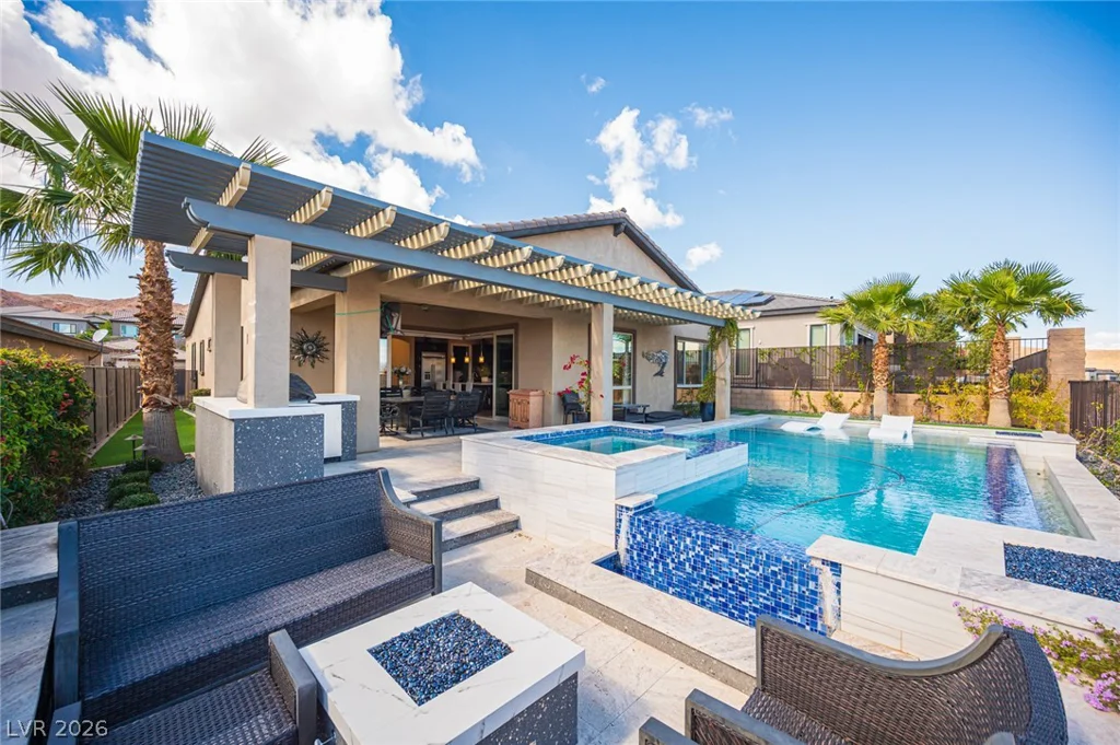 36 Cliffwater, Henderson, NV 89011