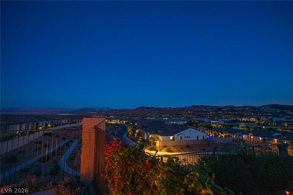 36 Cliffwater, Henderson, NV 89011
