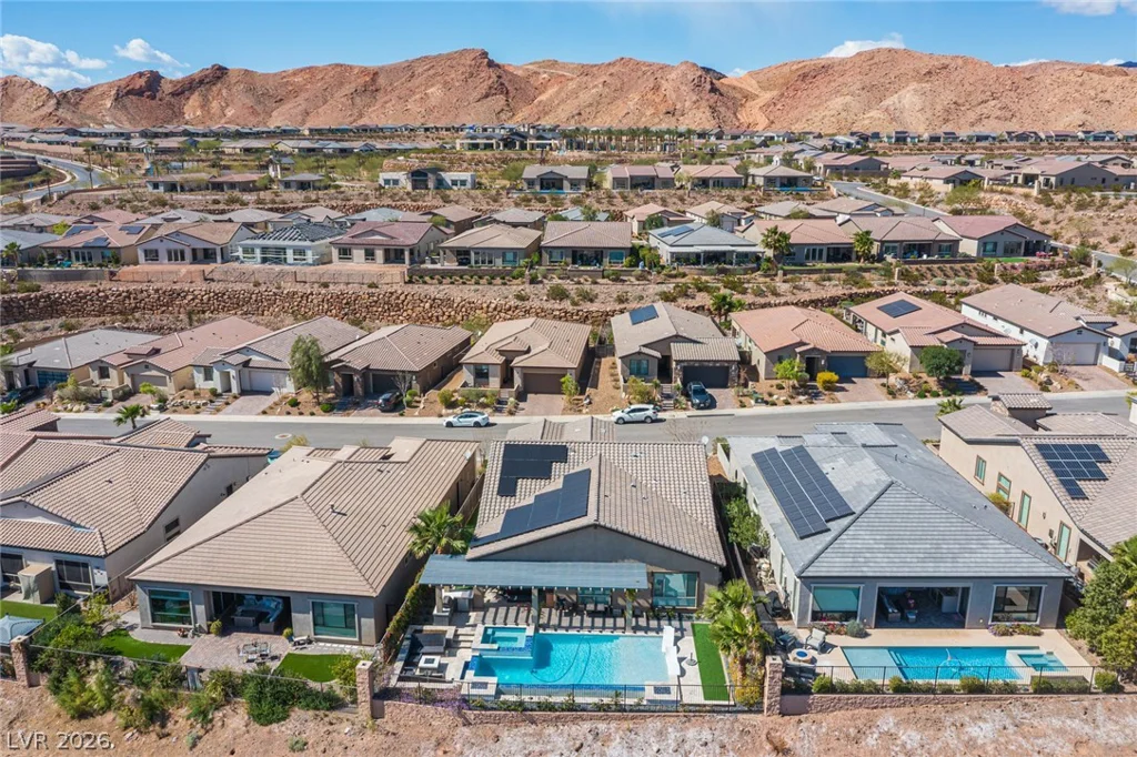 36 Cliffwater, Henderson, NV 89011