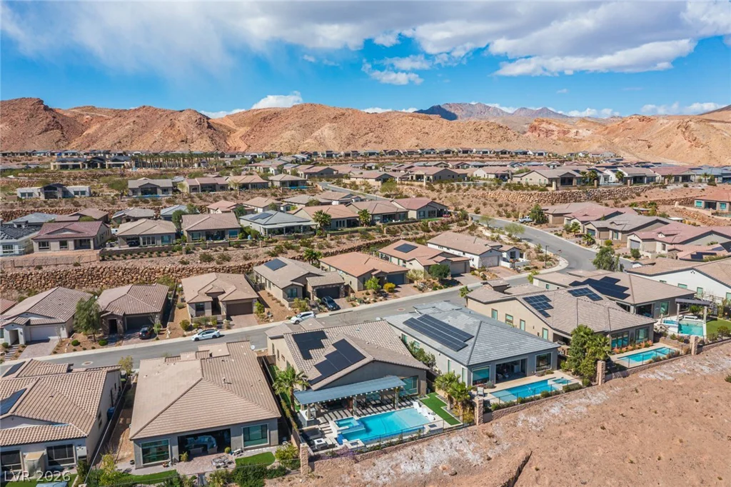 36 Cliffwater, Henderson, NV 89011