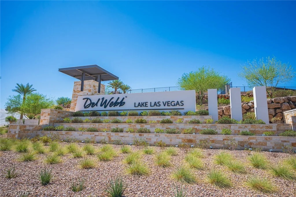 36 Cliffwater, Henderson, NV 89011