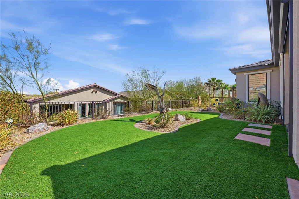 14 Sun Mirage, Henderson, NV 89011
