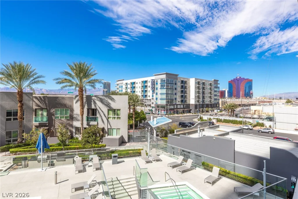 4525 Dean Martin, Las Vegas, NV 89103