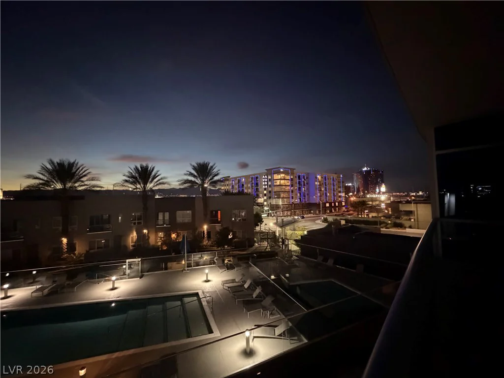 4525 Dean Martin, Las Vegas, NV 89103