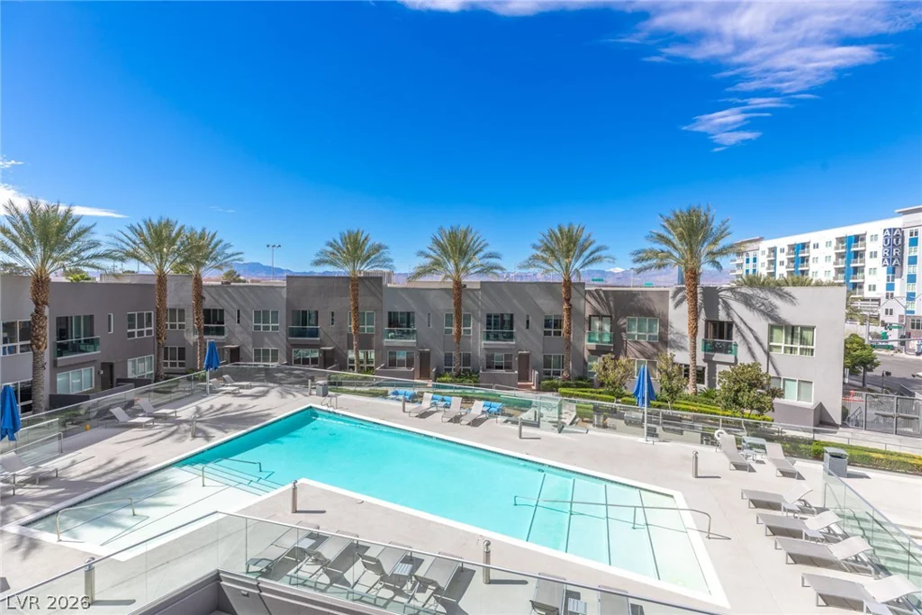 4525 Dean Martin, Las Vegas, NV 89103