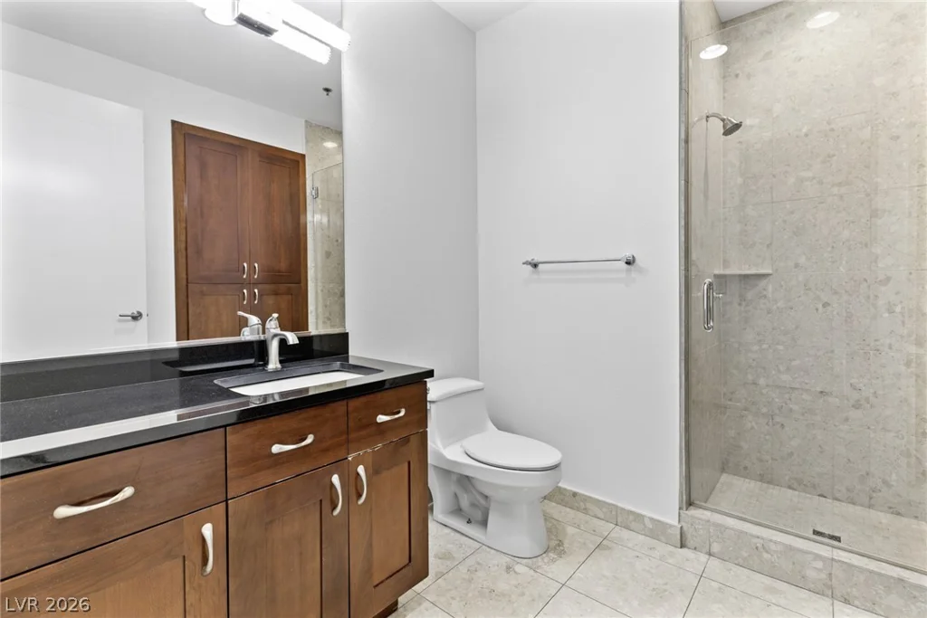 4525 Dean Martin, Las Vegas, NV 89103