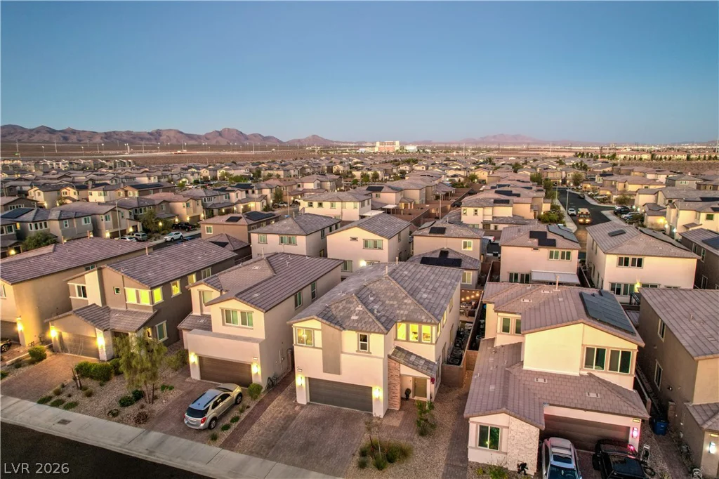 6626 Palmer Crest, North Las Vegas, NV 89086