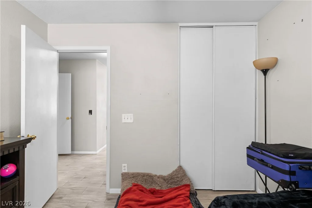301 Mindoro, North Las Vegas, NV 89031