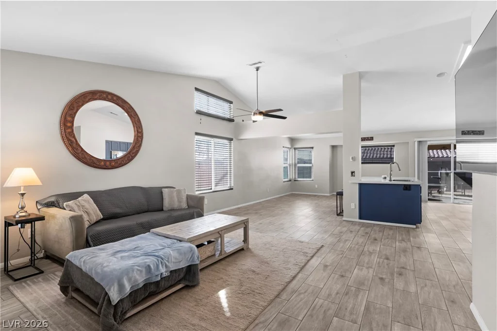 301 Mindoro, North Las Vegas, NV 89031