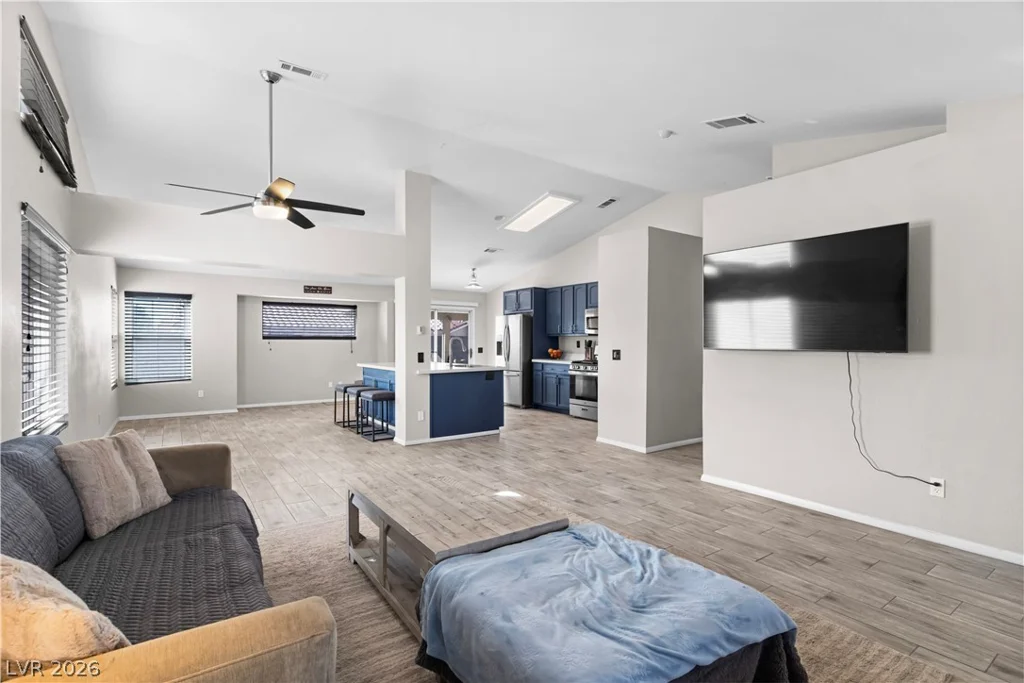 301 Mindoro, North Las Vegas, NV 89031