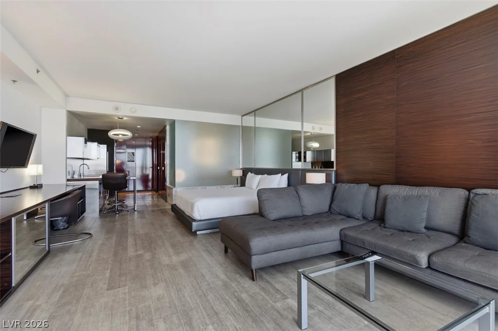 4381 Flamingo, Las Vegas, NV 89103