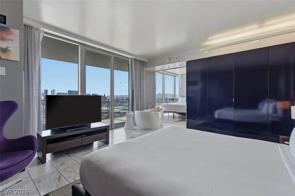 4381 Flamingo, Las Vegas, NV 89103