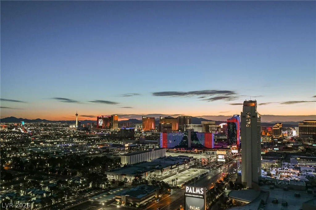 4381 Flamingo, Las Vegas, NV 89103