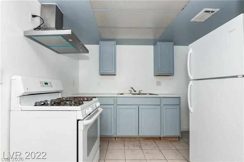 4338 Caliente, Las Vegas, NV 89119