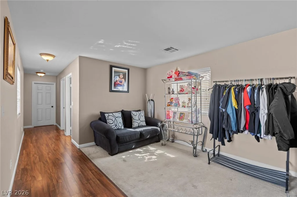 6048 Puesta Del Sol, North Las Vegas, NV 89081