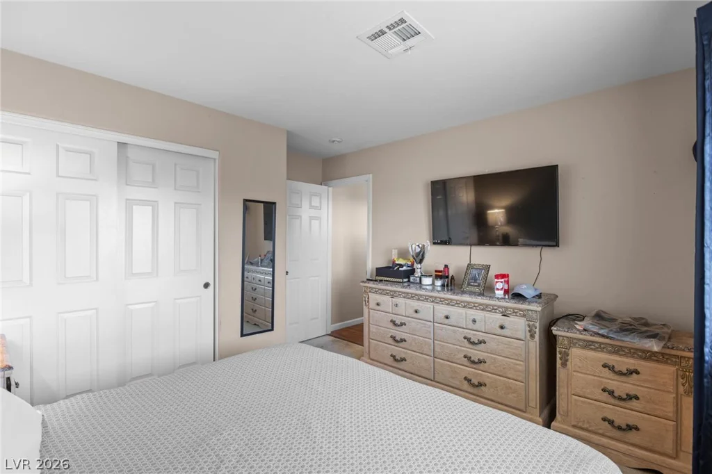 6048 Puesta Del Sol, North Las Vegas, NV 89081