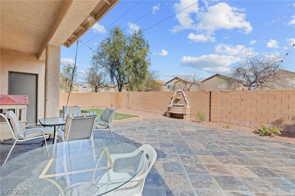 6048 Puesta Del Sol, North Las Vegas, NV 89081