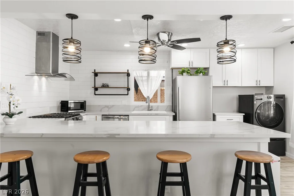 125 Cedar, Henderson, NV 89015