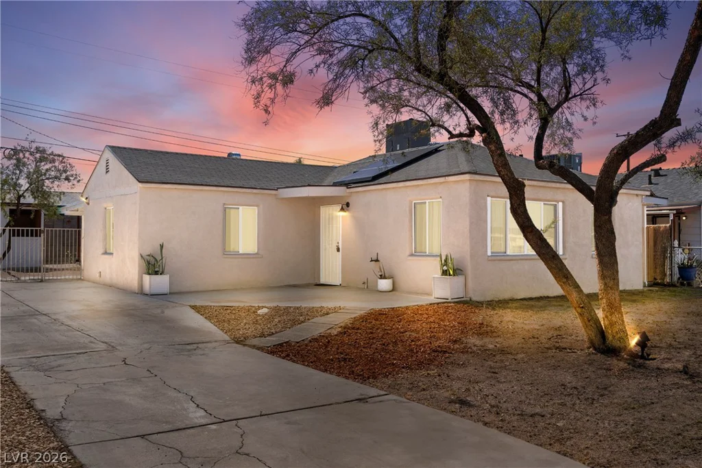 125 Cedar, Henderson, NV 89015