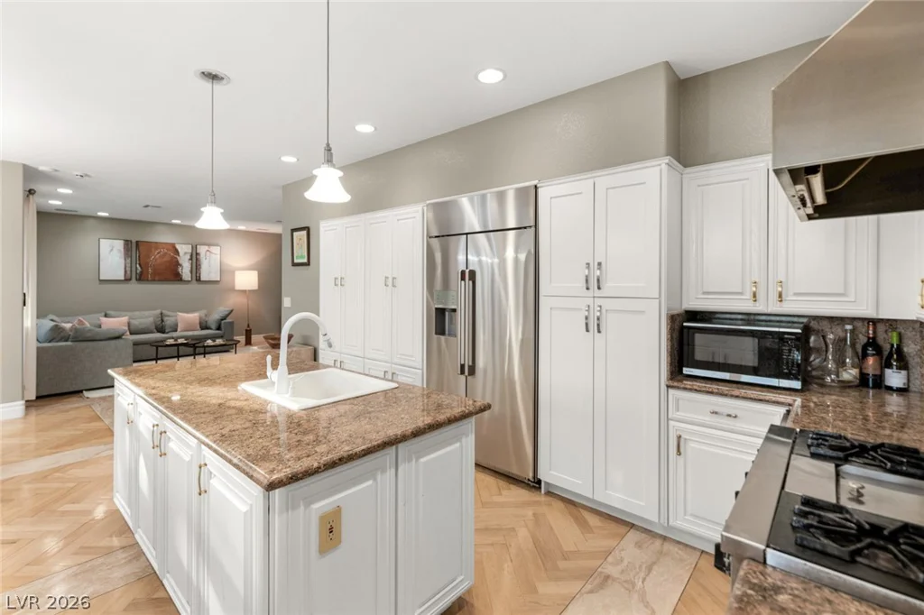 7825 Rancho Mirage, Las Vegas, NV 89113