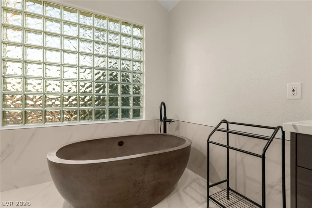 7825 Rancho Mirage, Las Vegas, NV 89113