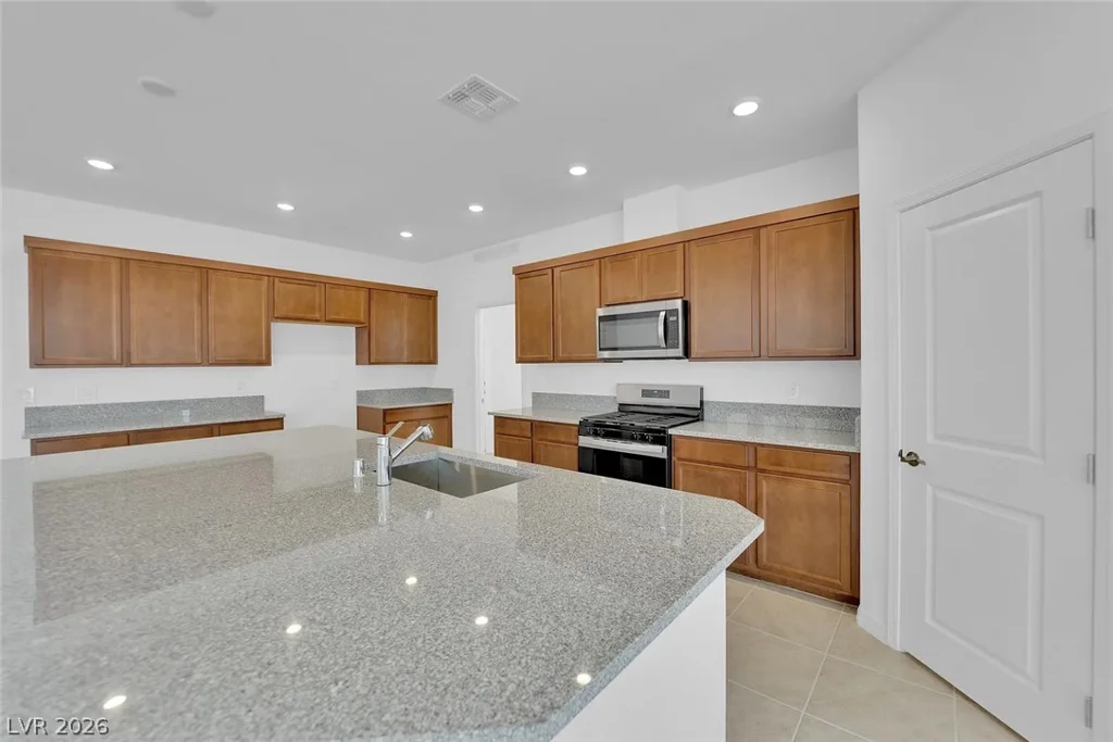 10462 Emerald Rye, Las Vegas, NV 89183