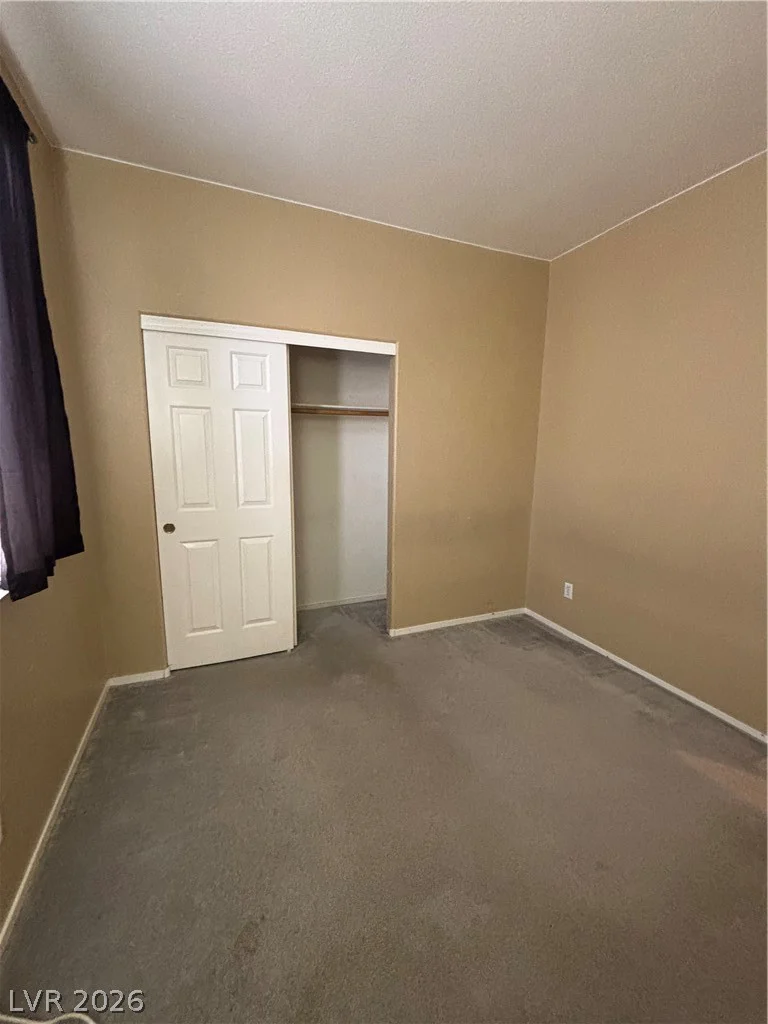 2661 Hillgrass, Las Vegas, NV 89123