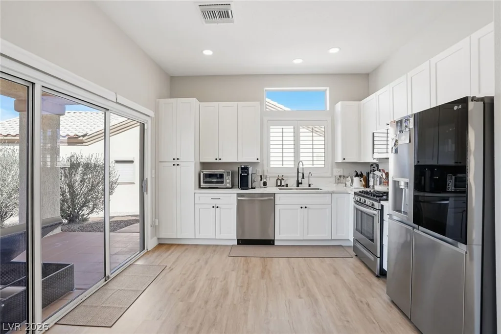 10508 Mission Lakes, Las Vegas, NV 89134