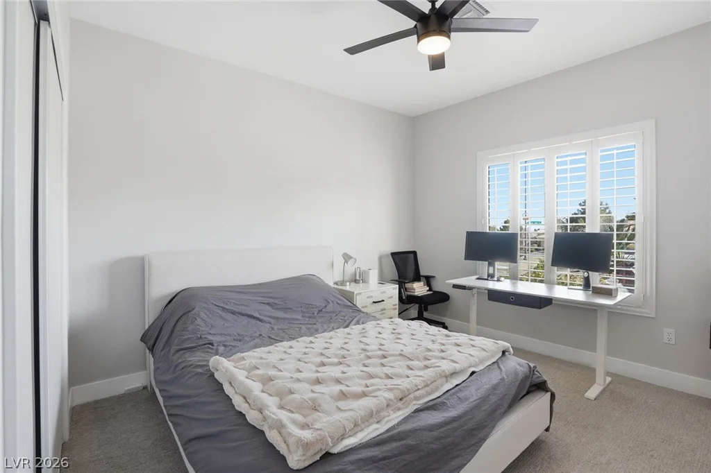 10508 Mission Lakes, Las Vegas, NV 89134