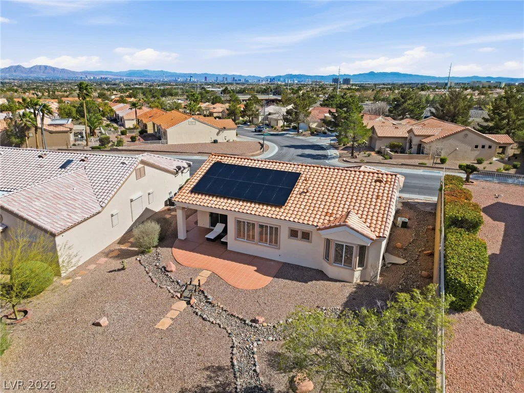 10508 Mission Lakes, Las Vegas, NV 89134