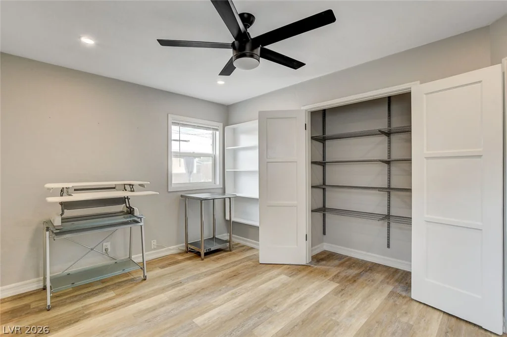 1017 Oakey, Las Vegas, NV 89104
