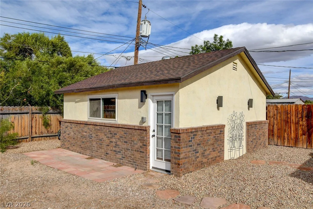 1017 Oakey, Las Vegas, NV 89104