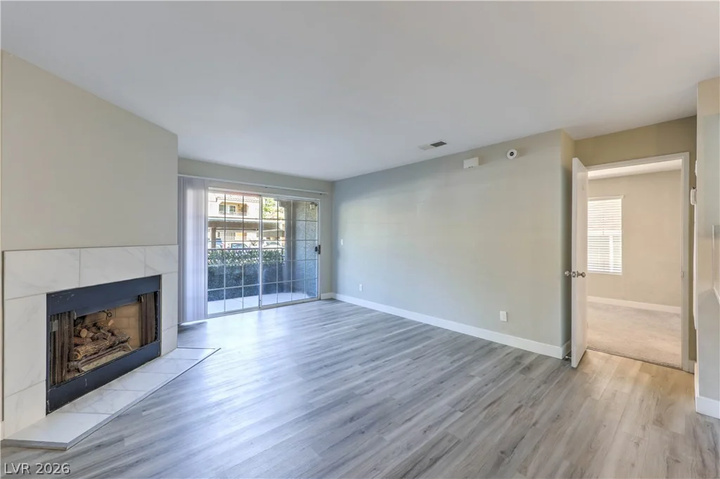 2200 Fort Apache, Las Vegas, NV 89117