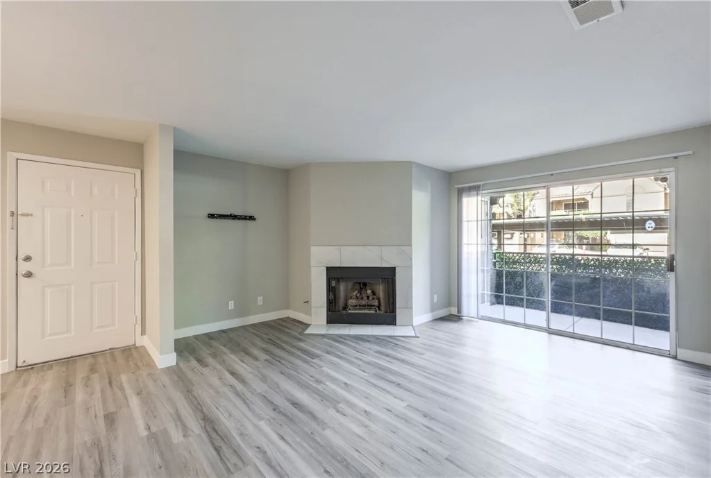 2200 Fort Apache, Las Vegas, NV 89117