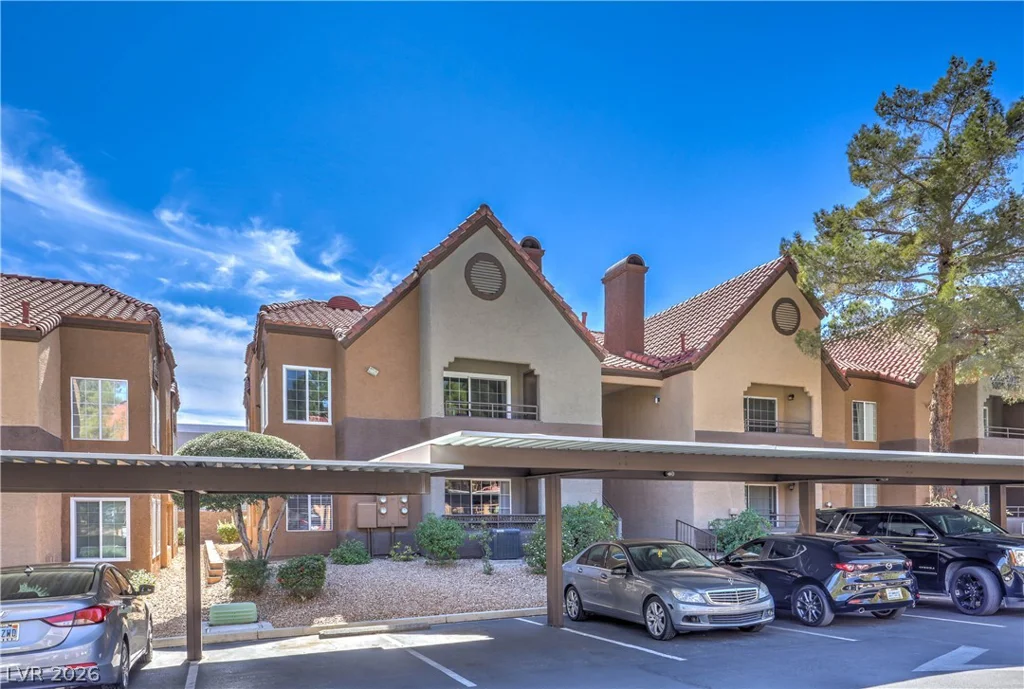 2200 Fort Apache, Las Vegas, NV 89117