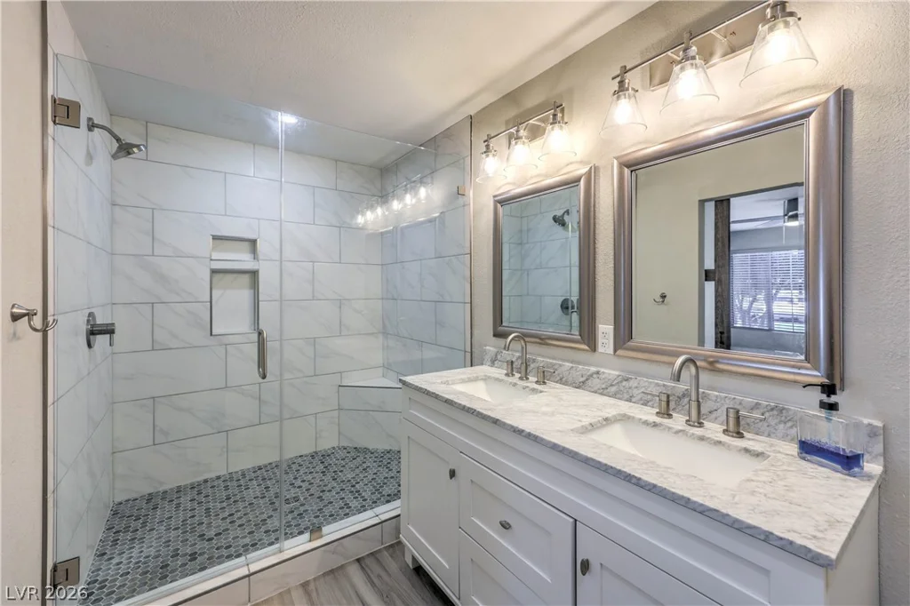 2200 Fort Apache, Las Vegas, NV 89117