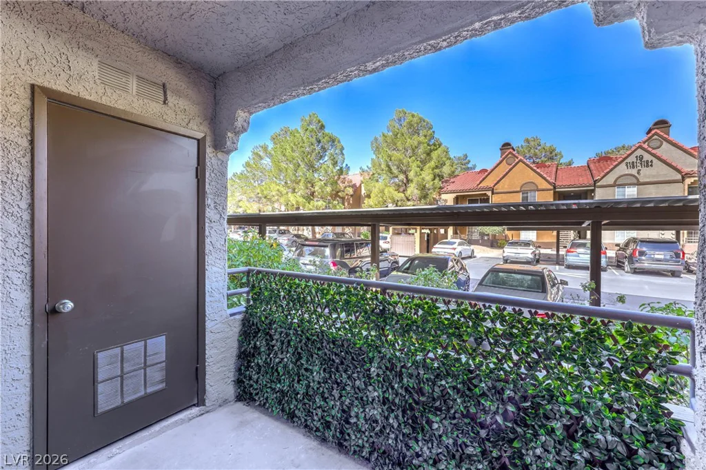 2200 Fort Apache, Las Vegas, NV 89117