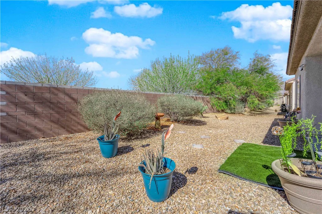 7633 Lily Trotter, North Las Vegas, NV 89084