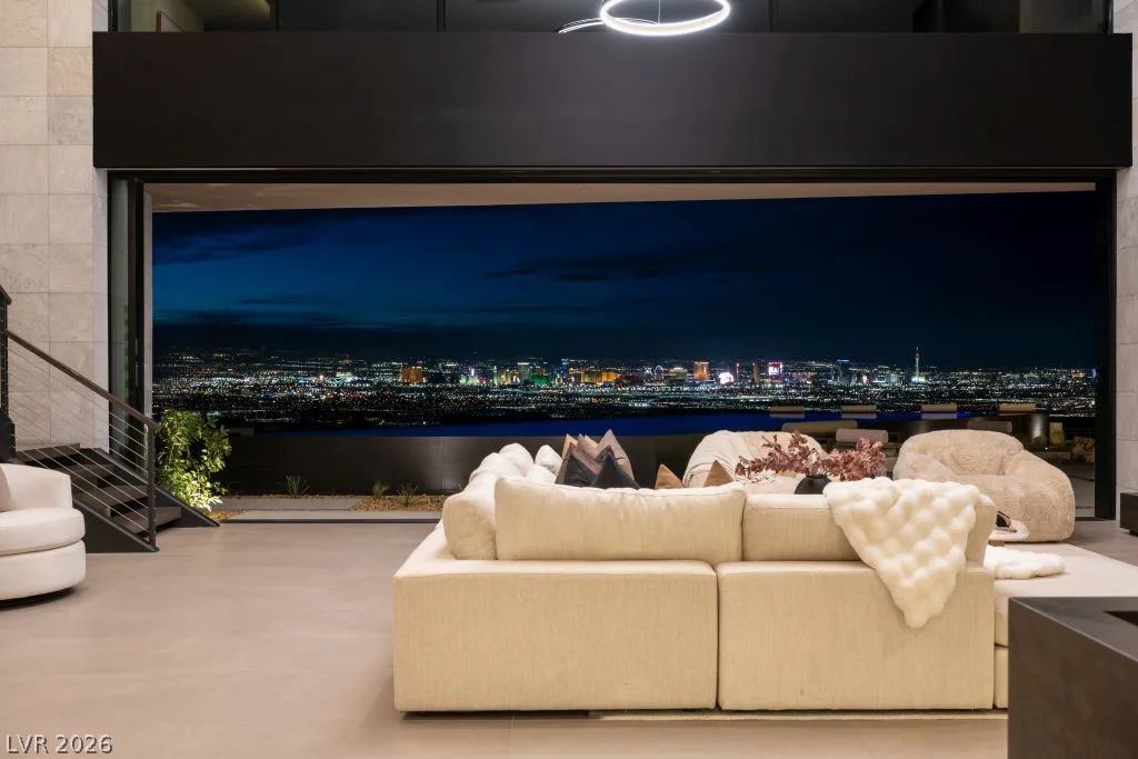 12 Chisel Crest, Henderson, NV 89012