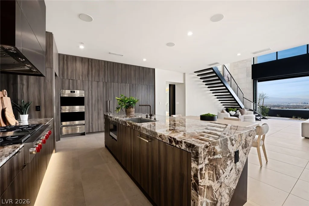 12 Chisel Crest, Henderson, NV 89012