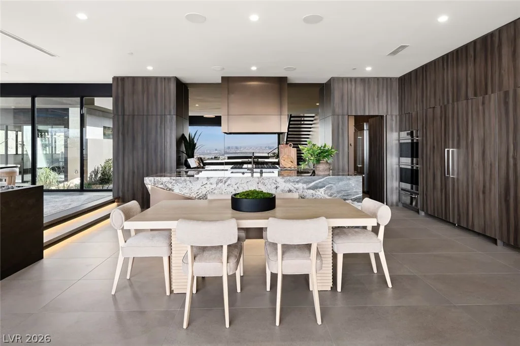 12 Chisel Crest, Henderson, NV 89012