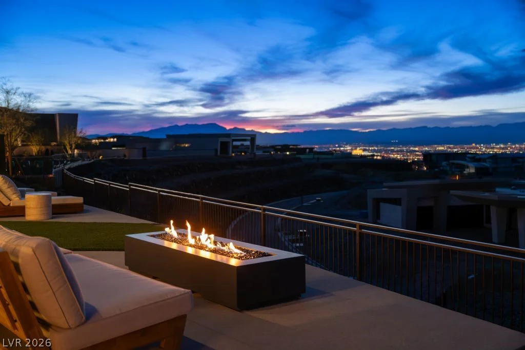 12 Chisel Crest, Henderson, NV 89012